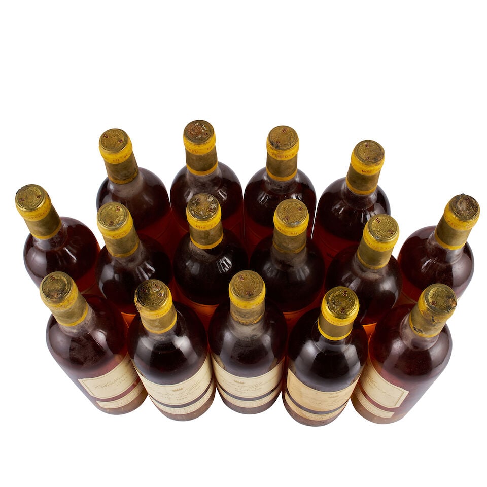 Château d'Yquem, Sauternes, 1er Cru Supérieur, 1985 (15 x 750ml) - 4