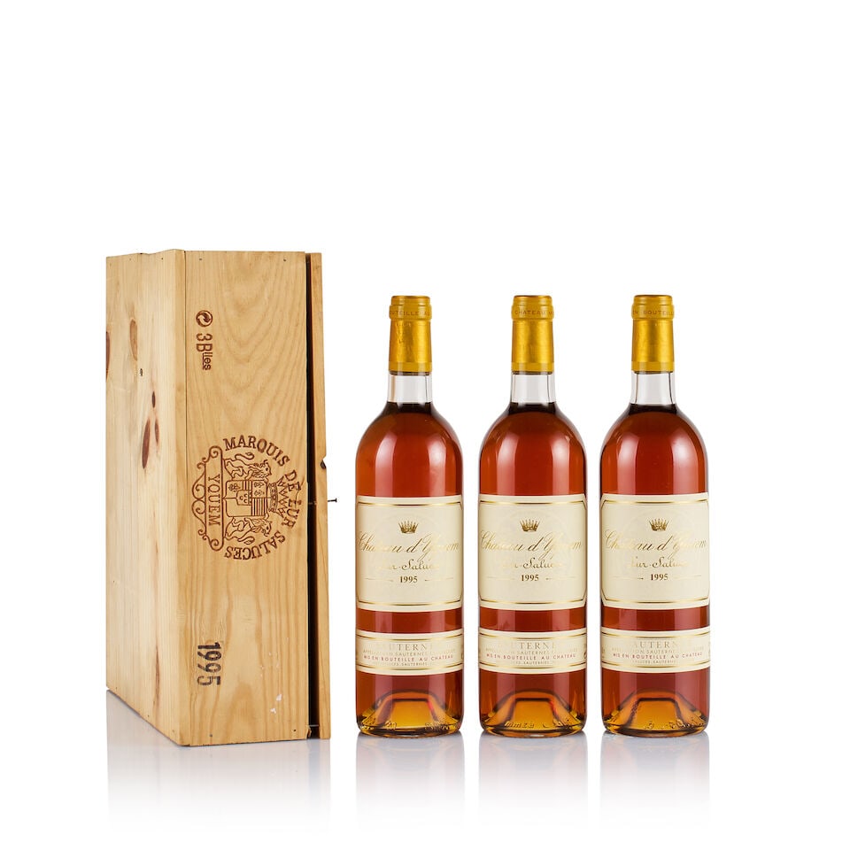 Château d'Yquem, Sauternes, 1er Cru Supérieur, 1995 (3 x 750ml): Château d'Yquem, Sauternes, 1er Cru Supérieur, 1995 (3 x 750ml) Region: Bordeaux Fill Level: 3x base of neck Capsule: ok Cork: ok Label: excellent appearance Packaging: original wooden case