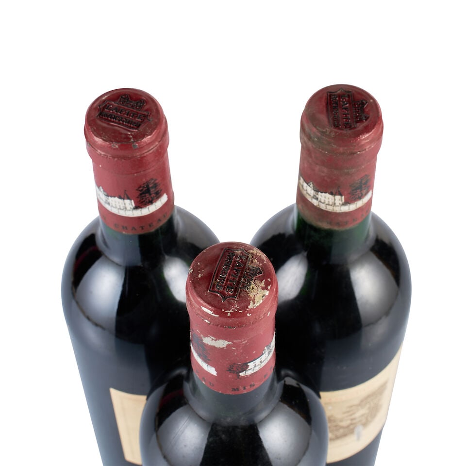 Château Lafite Rothschild, Pauillac, 1er Grand Cru Classé, 1990 (3 x 750ml) - 2