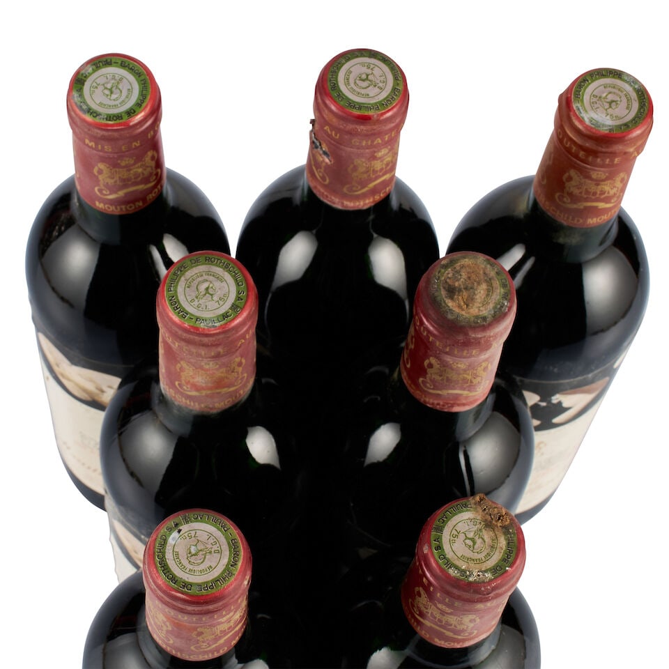 Château Mouton Rothschild, Pauillac, 1er Grand Cru Classé, 1986 (7 x 750ml) - 3