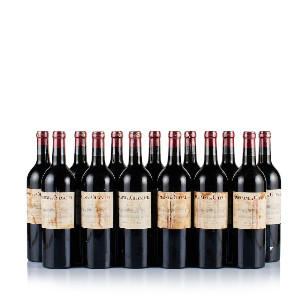 Domaine de Chevalier, Pessac-Léognan, Grand Cru Classé, Red, 2005 (13 x 750ml): Domaine de Chevalier, Pessac-Léognan, Grand Cru Classé, Red, 2005 (13 x 750ml) Region: Bordeaux Fill Level: into neck Capsule: double capsules, ok Cork: 2x slightly depressed, 11x ok Label: