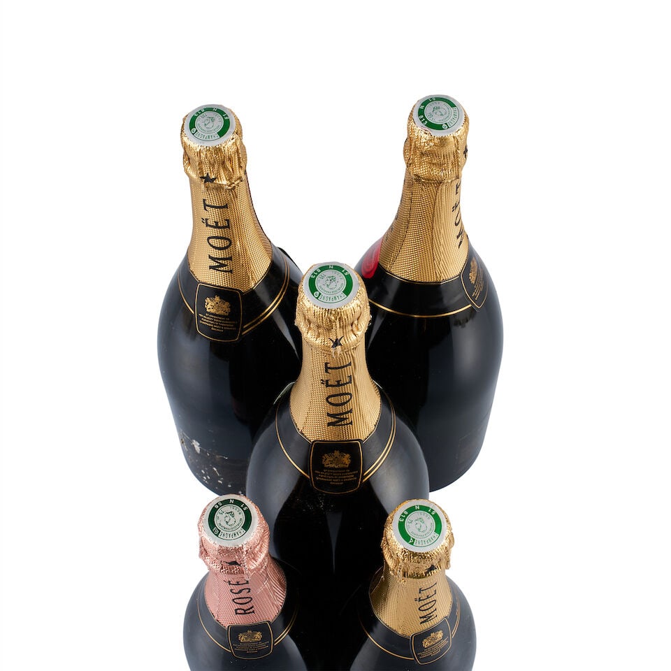 Mixed Lot of Champagne Moët & Chandon, Impérial (2 x 750ml & 3 x Magnum) - 2