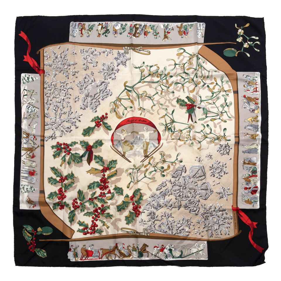 Hermès Paris. Lot de deux carrés 'Neige d'Antan' et 'Skyros'. Hermès Paris. Set o... (1 of 2)