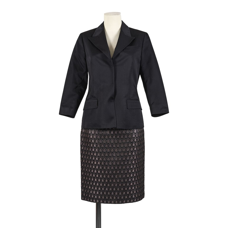 Prada. Veste noire façon smoking et jupe crayon cloquée grise. Prada. Black tuxedo-sty... (1 of 1)