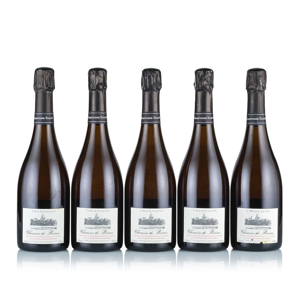 Champagne Chartogne-Taillet, Chemin de Reims (5 x 750ml): Champagne Chartogne-Taillet, Chemin de Reims (5 x 750ml) Region: Champagne Fill Level: excellent Capsule: ok Cork: ok Label: 3x good appearance, 1x slightly stained, 1x nicked and slightly stained Pac