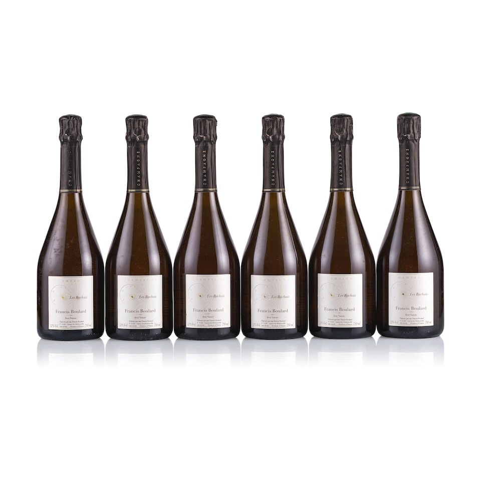 Champagne Francis Boulard, Les Rachais, 2009 (6 x 750ml): Champagne Francis Boulard, Les Rachais, 2009 (6 x 750ml) Region: Champagne Fill Level: excellent Capsule: ok Cork: ok Label: 2x slightly rubbed on sides, 4x good appearance Packaging: neutral