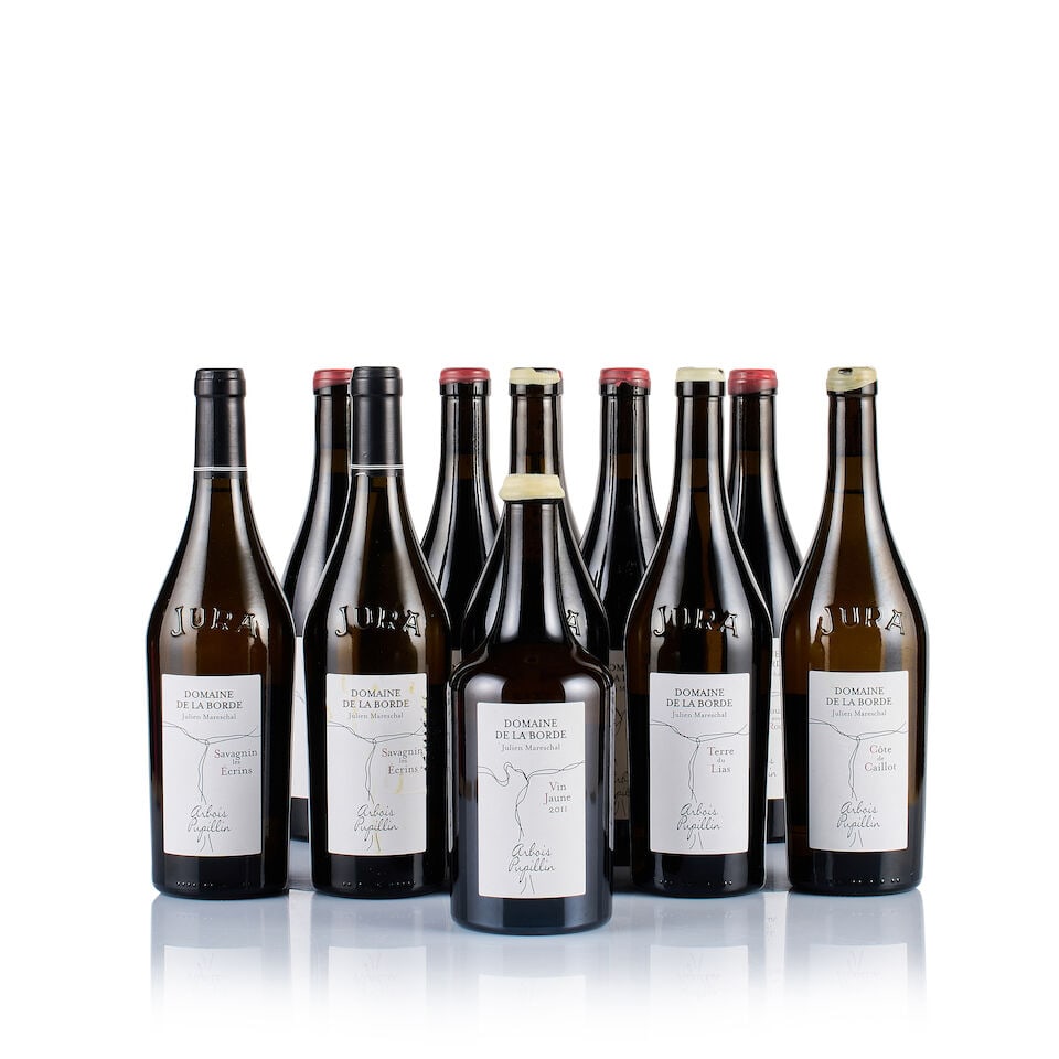 Mixed Lot of Domaine de la Borde, 2011, 2014, 2016, 2017 & 2018 (1 x 620ml, 10 x 750ml)): Domaine de la Borde, Arbois Pupillin, Côte de Caillot, 2017 (1 x 750ml) Region: Jura Fill Level: excellent Capsule: chipped wax Cork: ok Label: lightly stained Domaine de la Borde, Arbois