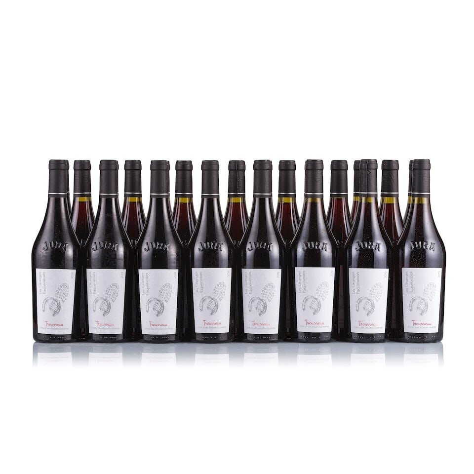 Les Granges Paquenesses, Côtes du Jura, Trousseau, 2018 & 2019 (23 x 750ml): Les Granges Paquenesses, Côtes du Jura, Trousseau, 2018 (6 x 750ml) Region: Jura Fill Level: excellent Capsule: ok Cork: ok Label: good appearance Packaging: neutral carton Les Granges Paqueness