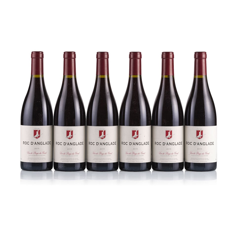 Roc d'Anglade, Vin de Pays du Gard, Red, 2016 (6 x 750ml): Roc d'Anglade, Vin de Pays du Gard, Red, 2016 (6 x 750ml) Region: Languedoc Fill Level: excellent Capsule: ok Cork: ok Label: 3x very slightly marked, 3x good appearance Packaging: neutral carton Lot