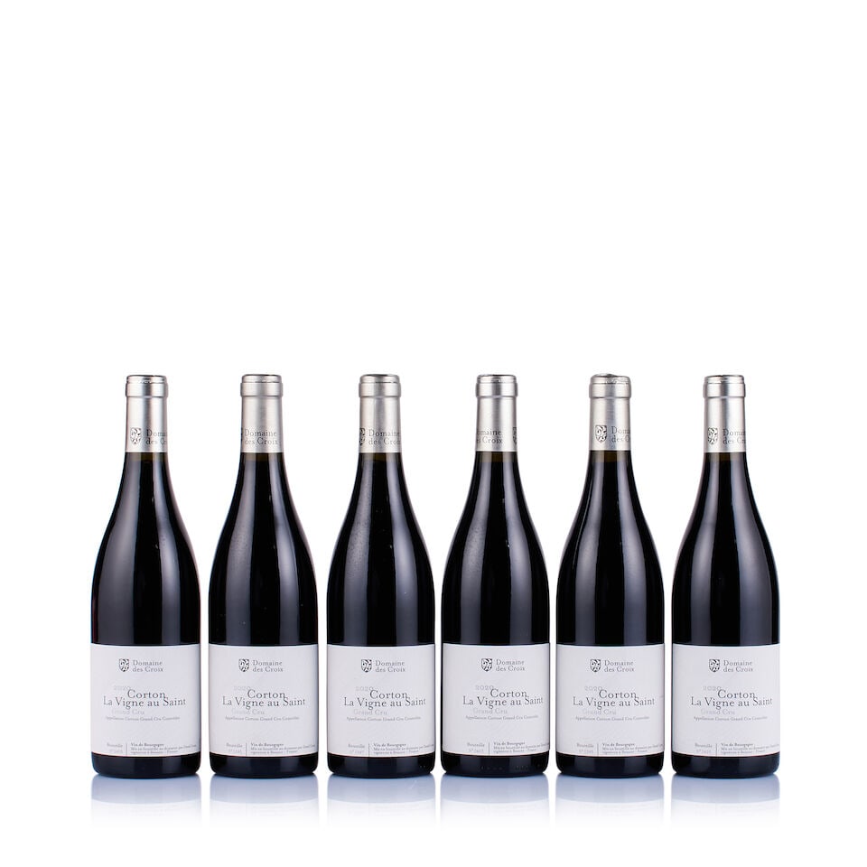 Domaine des Croix, Corton Grand Cru, La Vigne au Saint, 2020 (6 x 750ml): Domaine des Croix, Corton Grand Cru, La Vigne au Saint, 2020 (6 x 750ml) Region: Burgundy Fill Level: excellent Capsule: ok Cork: ok Label: 1x very slightly marked, 5x good appearance Packaging:
