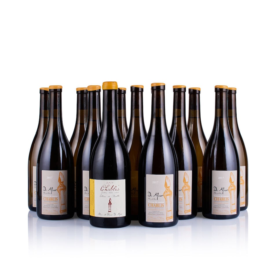 Alice et Olivier De Moor, Chablis, Coteau de Rosette, 2010 & 2017 (13 x 750ml): Alice et Olivier De Moor, Chablis, Coteau de Rosette, 2017 (12 x 750ml) Region: Burgundy Fill Level: excellent Capsule: yellow wax Cork: ok Label: 2x lightly bin-soiled, 1x stained Alice et Olivier