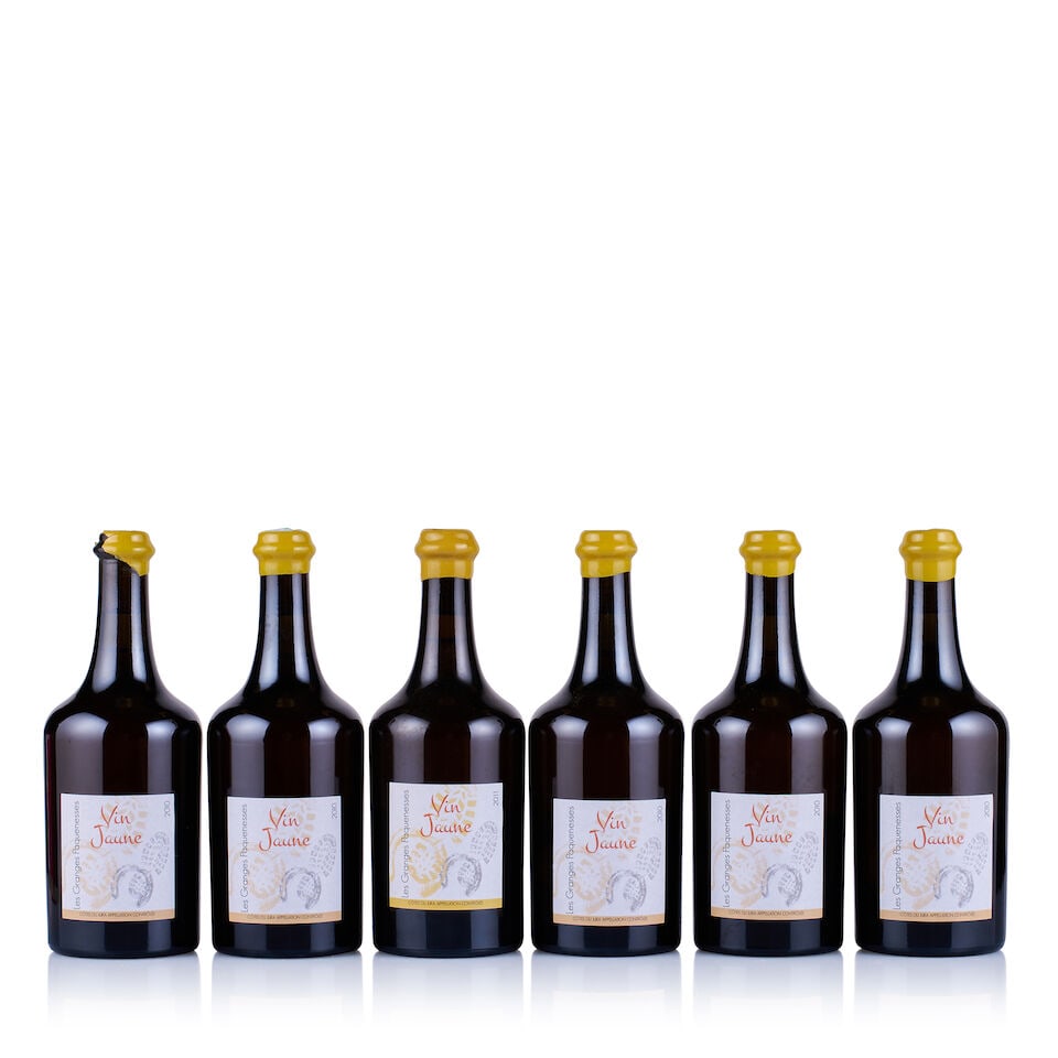 Les Granges Paquenesses, Vin Jaune, 2011 & 2018 (6 x 620ml): Les Granges Paquenesses, Vin Jaune, 2010 (5 x 620ml) Region: Jura Fill Level: excellent Capsule: chipped wax seals Cork: ok Label: good appearance Les Granges Paquenesses, Vin Jaune, 2011 (1 x