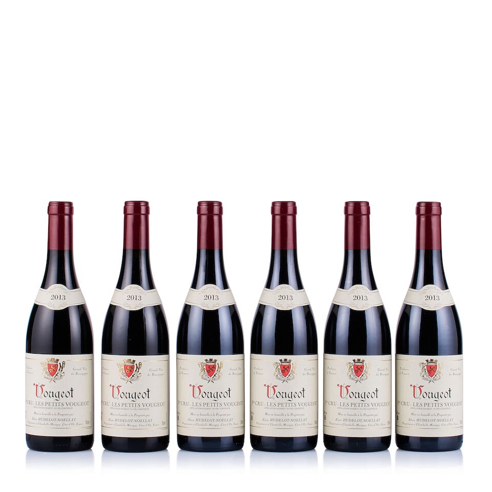 Alain Hudelot-Noëllat, Vougeot 1er Cru, Les Petits Vougeot, 2013 (6 x 750ml): Alain Hudelot-Noëllat, Vougeot 1er Cru, Les Petits Vougeot, 2013 (6 x 750ml) Region: Burgundy Fill Level: excellent Capsule: ok Cork: ok Label: excellent appearance Packaging: original carton Thi