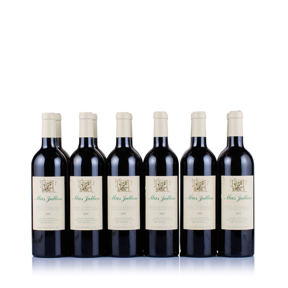 Mas Jullien, Pays d'Hérault, Red, 2011 (12 x 750ml): Mas Jullien, Pays d'Hérault, Red, 2011 (12 x 750ml) Region: Languedoc Fill Level: into neck Capsule: ok Cork: ok Label: 1x badly stained and bin-soiled, 2x slightly damp-affected, 2x slightly