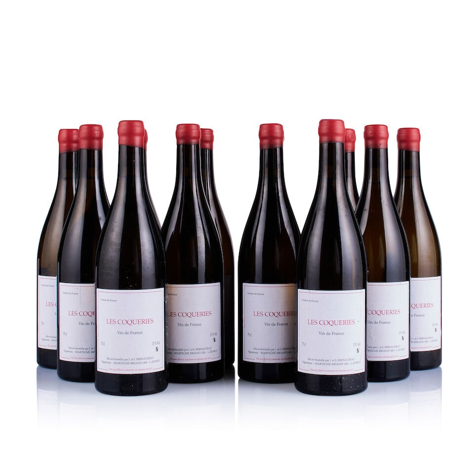 Stéphane Bernaudeau, Les Coqueries, 2019 (12 x 750ml): Stéphane Bernaudeau, Les Coqueries, 2019 (12 x 750ml) Region: Loire Fill Level: excellent Capsule: red wax, ok Cork: ok Label: 9x slightly stained, 3x good appearance Packaging: 2x neutral