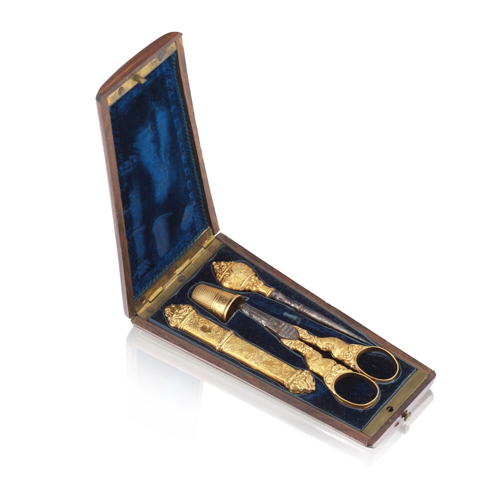 GOLD SEWING KIT NÉCESSAIRE À COUTURE EN OR - 3