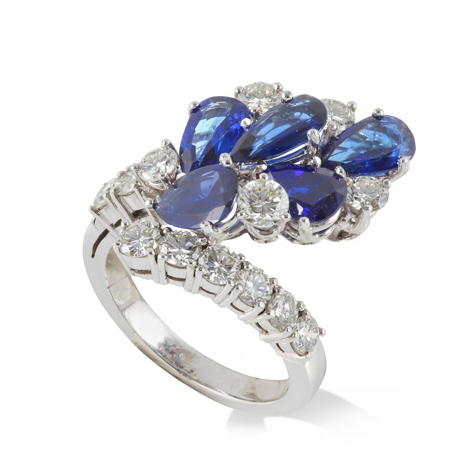SAPPHIRE AND DIAMOND RING BAGUE SAPHIRS ET DIAMANTS (1 of 2)