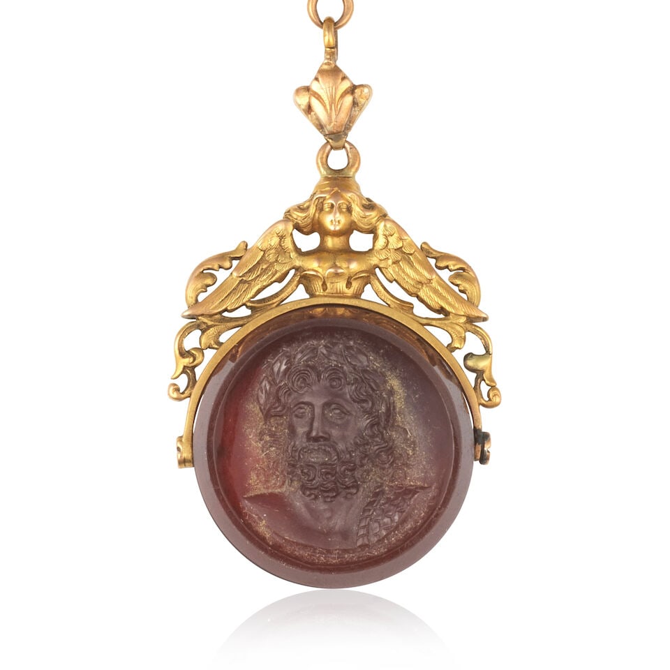 AGATE INTAGLIO SEAL ON A WATCH CHAIN INTAILLE EN AGATE SUR UNE CHAÎNE DE MONTRE - 2