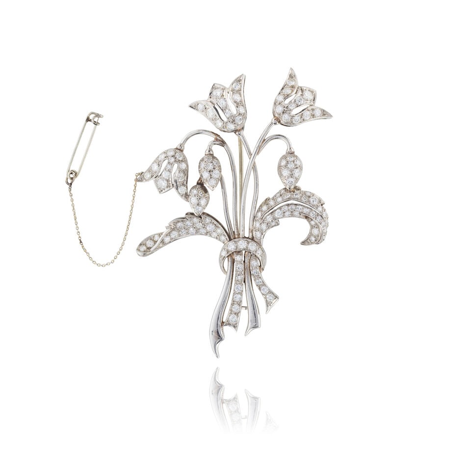 DIAMOND BROOCH BROCHE DIAMANTS: DIAMOND BROOCH BROCHE DIAMANTS • French import mark for 18 carat white gold (750 ‰) and for platinum (850 ‰) • Single-cut and brilliant-cut diamonds weighing approximately