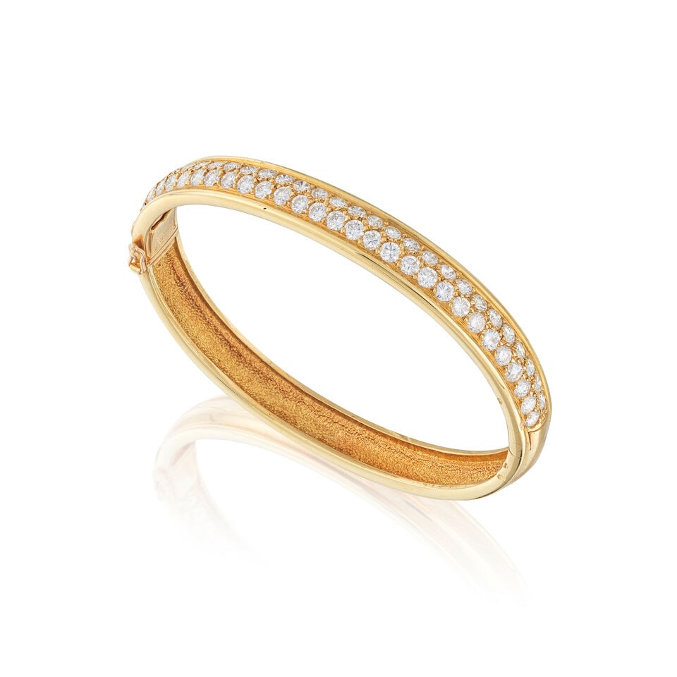 PERY & FILS: DIAMOND HINGED BANGLE PERY & FILS: BRACELET JONC DIAMANTS (1 of 2)