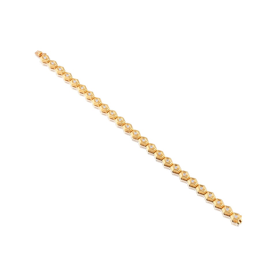 PERY & FILS: DIAMOND BRACELET PERY & FILS: BRACELET DIAMANTS: PERY & FILS: DIAMOND BRACELET PERY & FILS: BRACELET DIAMANTS • French assay mark for 18 carat yellow gold (750 ‰) ​ • Brilliant-cut diamonds weighing approximately 1 ct total &
