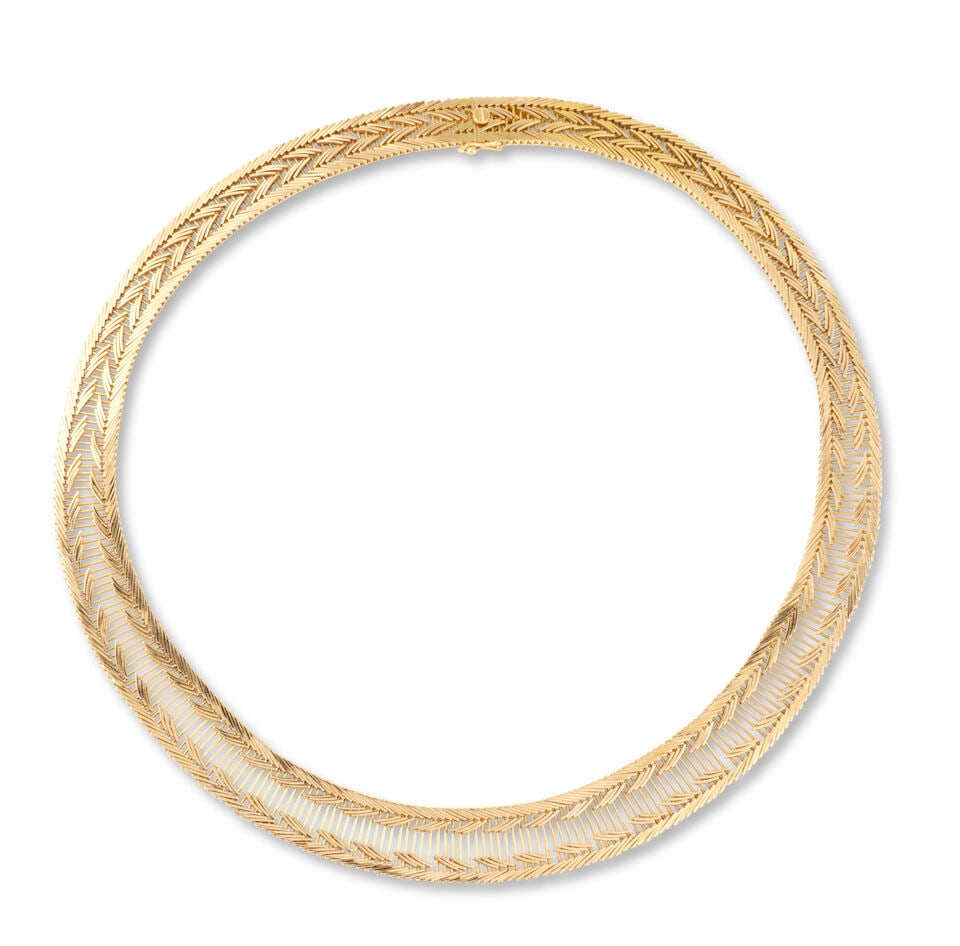 GOLD NECKLACE COLLIER EN OR: GOLD NECKLACE COLLIER EN OR • French marks for 18 carat yellow gold (750 ‰) • Length 44.0 cm • Gross weight 76.39 grams Footnotes: CONDITION REPORT Overall condition: good,
