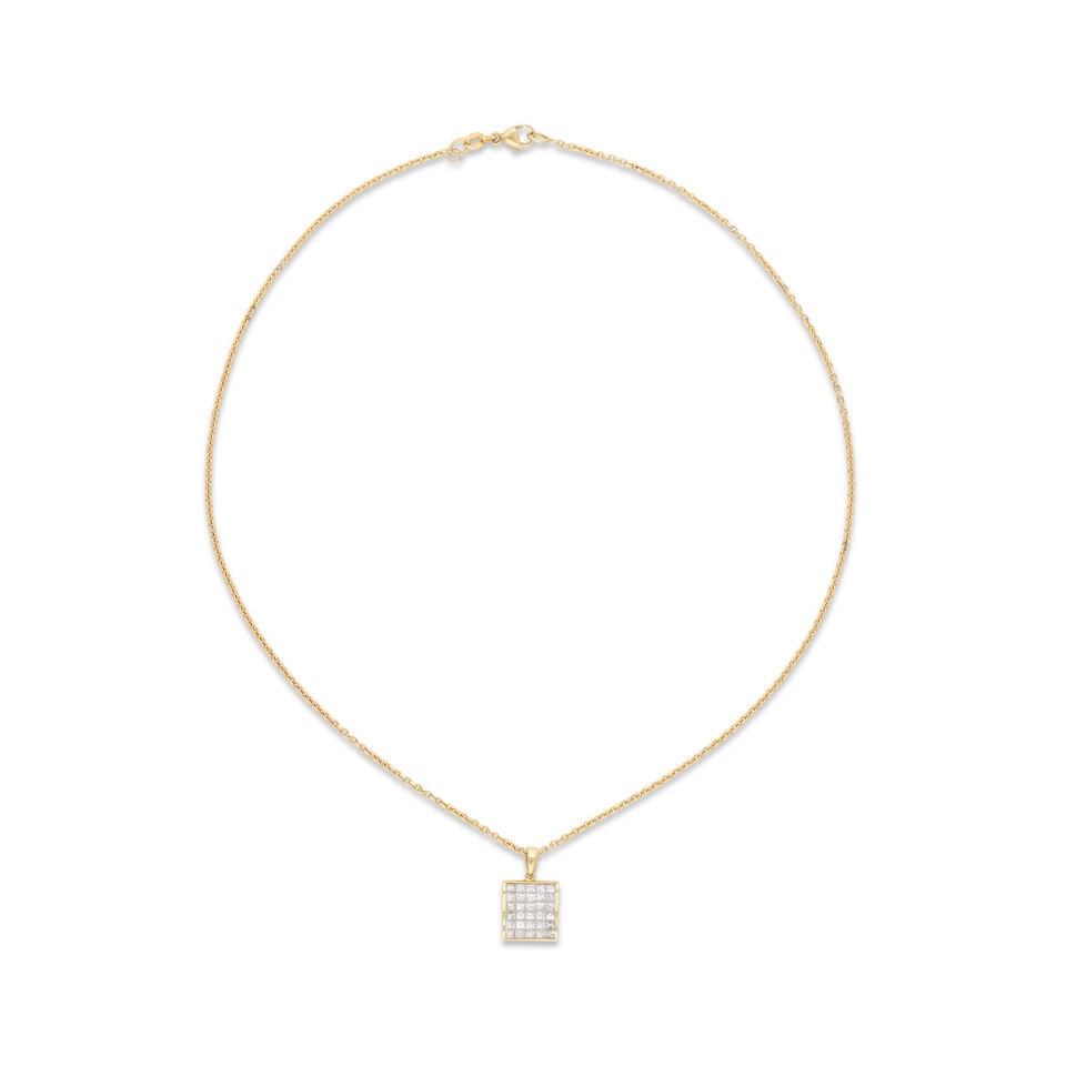 DIAMOND PENDANT NECKLACE COLLIER À PENDENTIF DIAMANTS: DIAMOND PENDANT NECKLACE COLLIER À PENDENTIF DIAMANTS • French import mark for 18 carat gold (750 ‰) • Cable-link chain • 30 princess-cut diamonds weighing approximately
