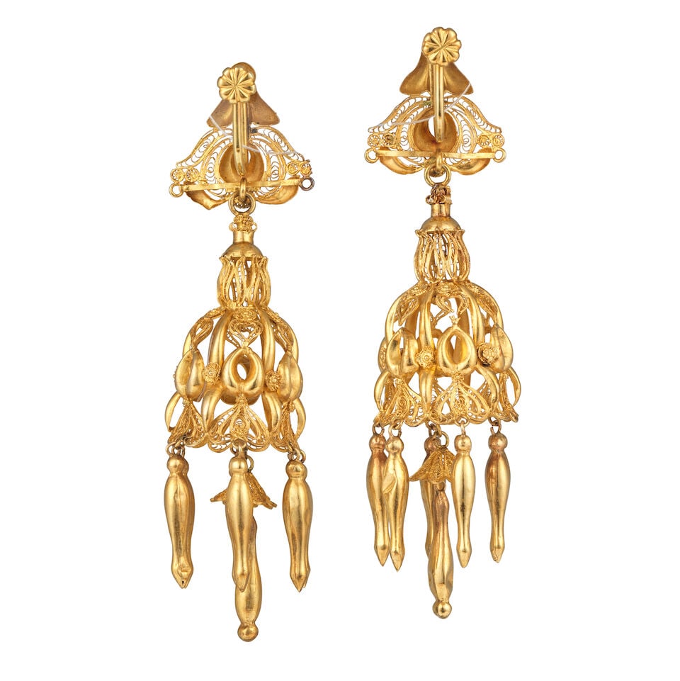 GOLD EARRINGS PAIRE DE BOUCLES D'OREILLES EN OR - 2