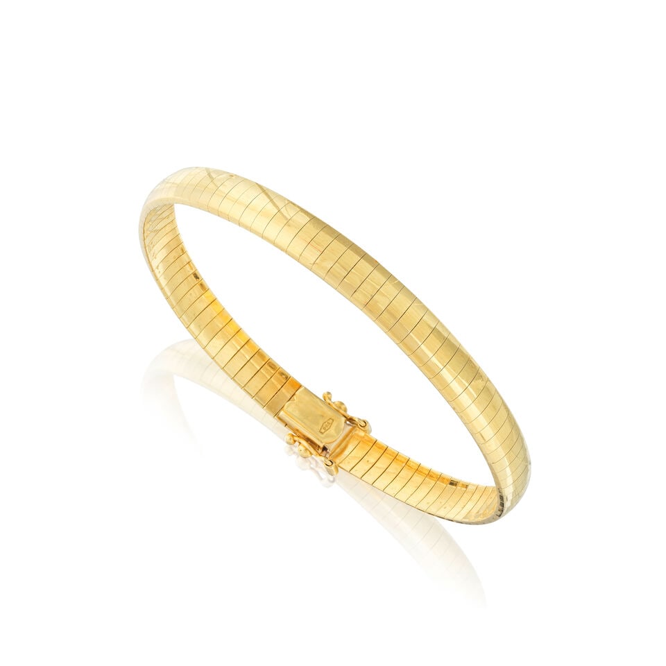 PERY & FILS: GOLD BRACELET PERY & FILS: BRACELET EN OR: PERY & FILS: GOLD BRACELET PERY & FILS: BRACELET EN OR • French assay mark for 18 carat yellow gold (750 ‰) ​​ • Length 18 cm​ • Gross weight 20.88 grams Foot