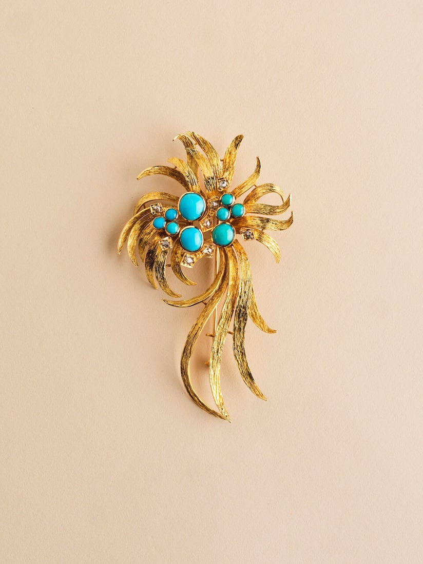 TURQUOISE AND DIAMOND BROOCH BROCHE TURQUOISES ET DIAMANTS: TURQUOISE AND DIAMOND BROOCH BROCHE TURQUOISES ET DIAMANTS • French import mark for 18 carat yellow gold (750 ‰) ​ • 9 turquoise cabochons • 8 rose-cut diamonds
