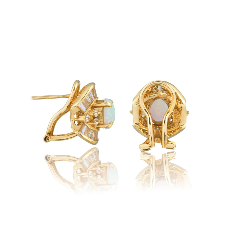OPAL AND DIAMOND EARRINGS BOUCLES D'OREILLES OPALES ET DIAMANTS - 2
