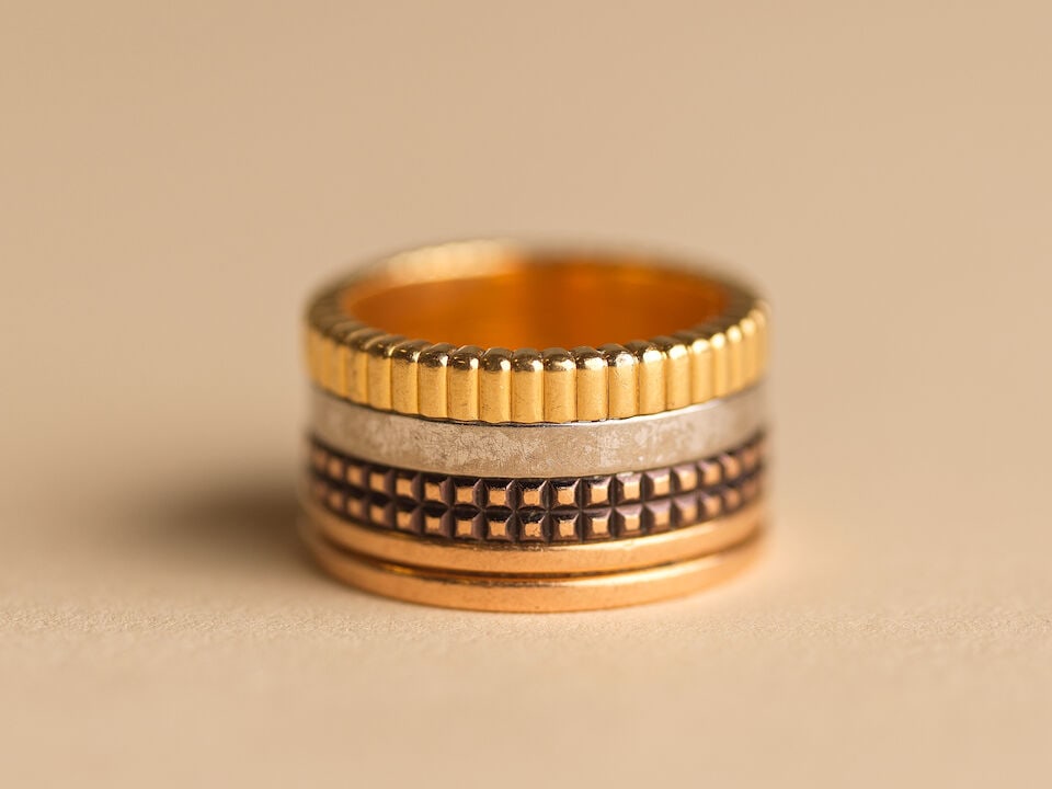 BOUCHERON: GOLD 'QUATRE' RING BOUCHERON: BAGUE 'QUATRE' EN OR (1 of 3)