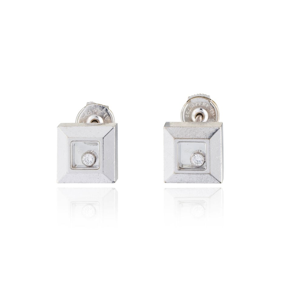 CHOPARD: 'HAPPY DIAMOND' DIAMOND EARRINGS CHOPARD: BOUCLES D'OREILLES DIAMANTS 'HAPPY DIAMOND' (1 of 2)