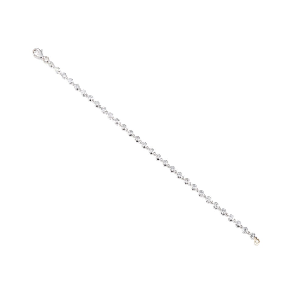 DIAMOND BRACELET BRACELET DIAMANTS: DIAMOND BRACELET BRACELET DIAMANTS • French assay mark for 18 carat white gold (750 ‰) ​ • Brilliant-cut diamonds weighing approximately 1.80 ct total ​ • Length 17
