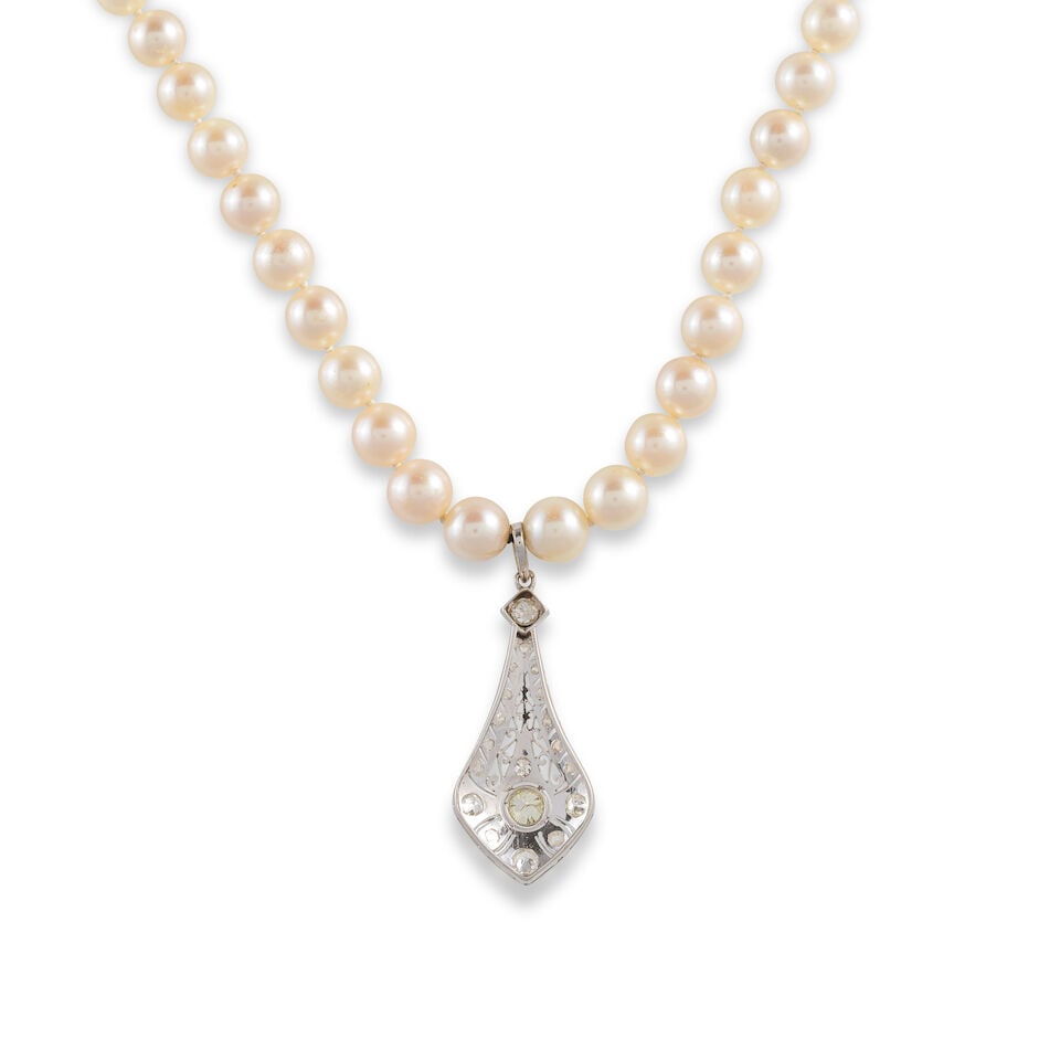 CULTURED PEARL, SAPPHIRE AND DIAMOND NECKLACE COLLIER PERLES DE CULTURE, SAPHIR ET DIAMANTS - 2
