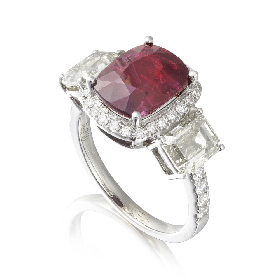 RUBY AND DIAMOND RING BAGUE RUBIS ET DIAMANTS (1 of 2)