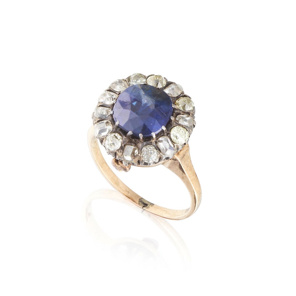 SAPPHIRE AND DIAMOND RING BAGUE SAPHIR ET DIAMANTS (1 of 3)