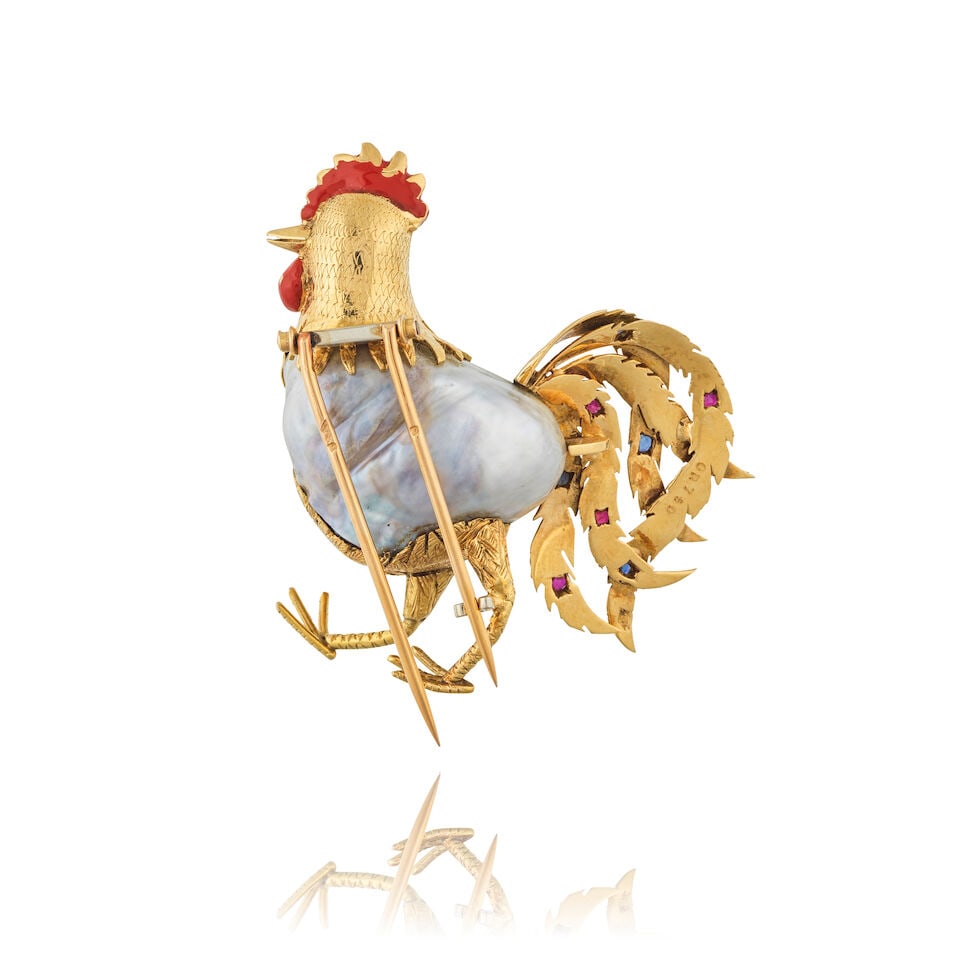 ENAMEL, PEARL, RUBY, SAPPHIRE AND DIAMOND 'ROOSTER' BROOCH BROCHE 'COQ' EMAIL, PERLE, RUBIS, SA... - 2