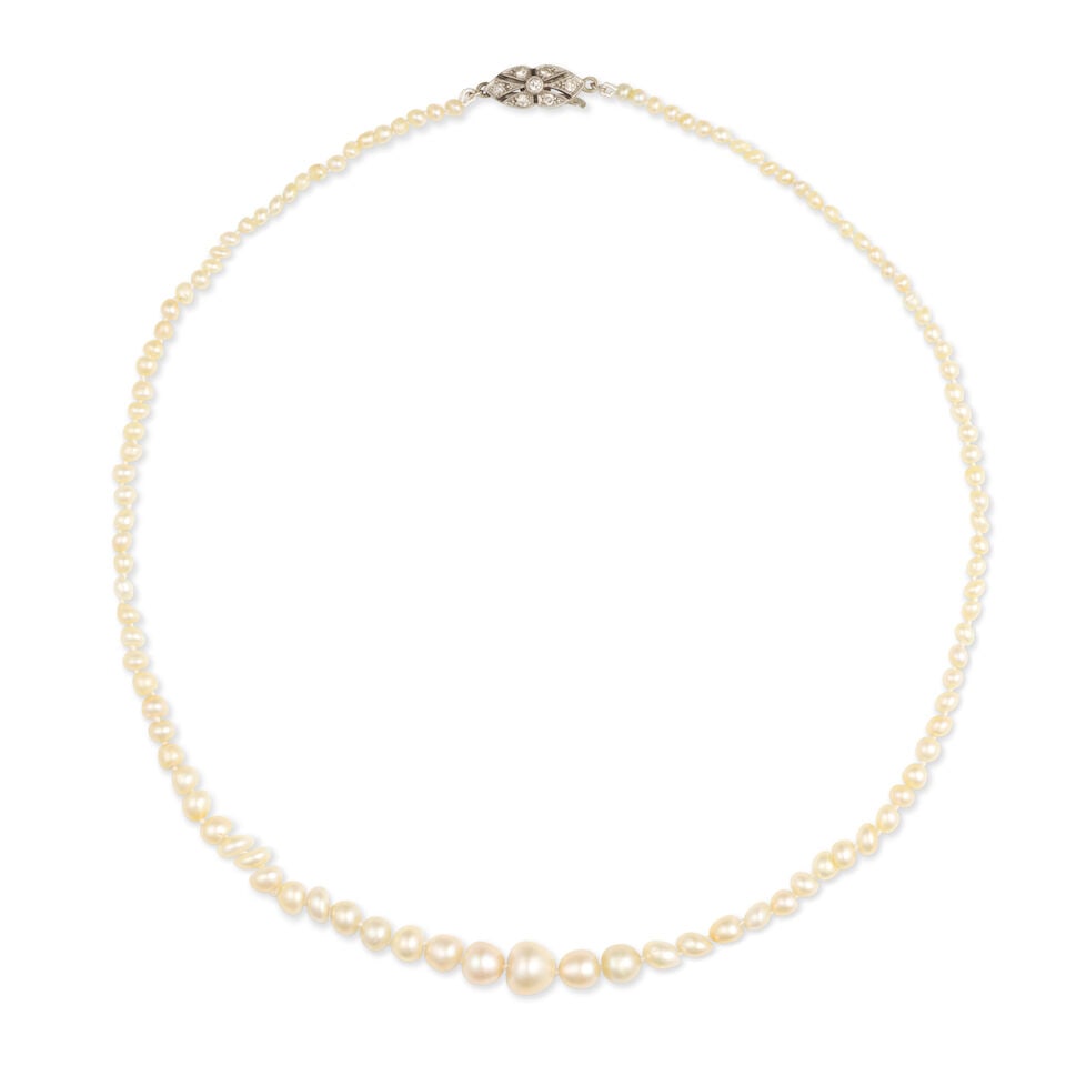 NATURAL PEARL AND DIAMOND NECKLACE COLLIER PERLES FINES ET DIAMANTS: NATURAL PEARL AND DIAMOND NECKLACE COLLIER PERLES FINES ET DIAMANTS • French import mark for 18 carat white gold (750 ‰) and for platinum (850 ‰) ​ • Composed as one
