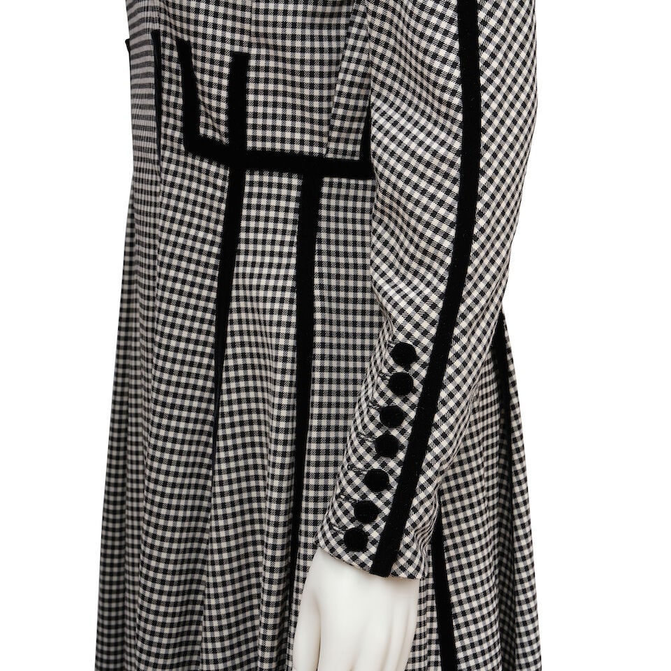 CHRISTIAN DIOR: BLACK VELVET TRIM GINGHAM DRESS Fall 1994 | Gianfranco Ferré - 2