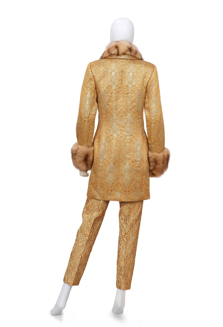 CHRISTIAN DIOR: GOLD BROCADE FUR TRIM SUIT Fall 1994 | Gianfranco Ferré - 3