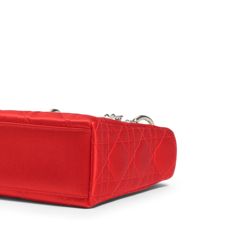 CHRISTIAN DIOR: RED CANNAGE SATIN MINI LADY DIOR 1999 | John Galliano - 2