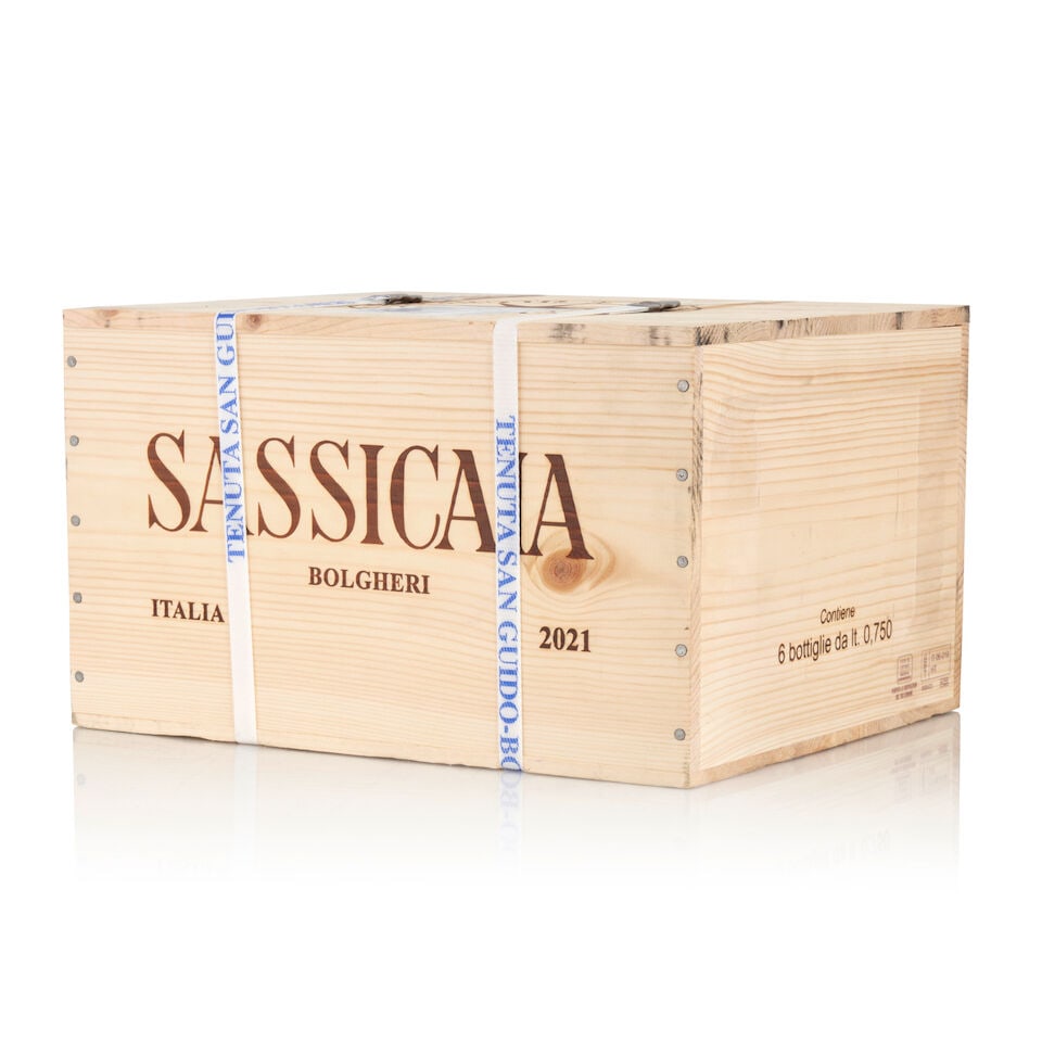 Sassicaia, 2021 (6 bottles, 750ml): Sassicaia, 2021 (6 bottles, 750ml) Region: Tuscany Packaging: original wooden case, banded Footnotes: Italy This lot is subject to the following lot symbols: • • Zero rated for tax, no tax