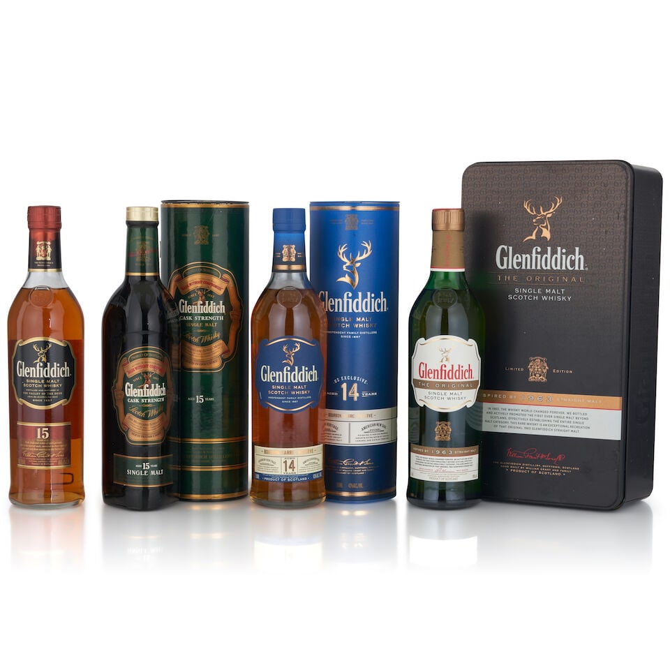 Glenfiddich 15 Years Old (1 bottle, 750ml) Glenfiddich Cask Strength 15 Years Old (1 bottle, 750...: Glenfiddich 15 Years Old (1 bottle, 750ml) Region: Speyside Alcohol content: 40% Notes: official bottling Glenfiddich Cask Strength 15 Years Old (1 bottle, 750ml) Region: Speyside Packaging: original