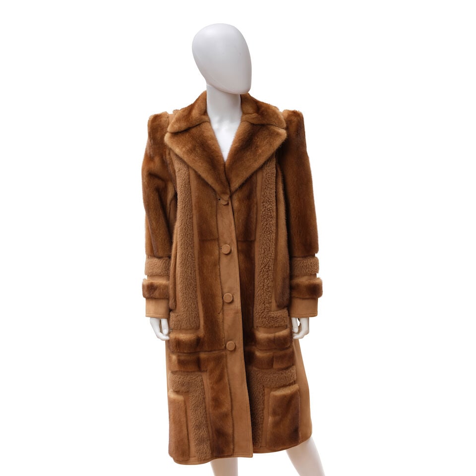 FENDI: BROWN MINK AND SUEDE PANEL COAT Fall 2018 | Look 16 | Creative Director: Karl Lagerfeld (1 of 1)