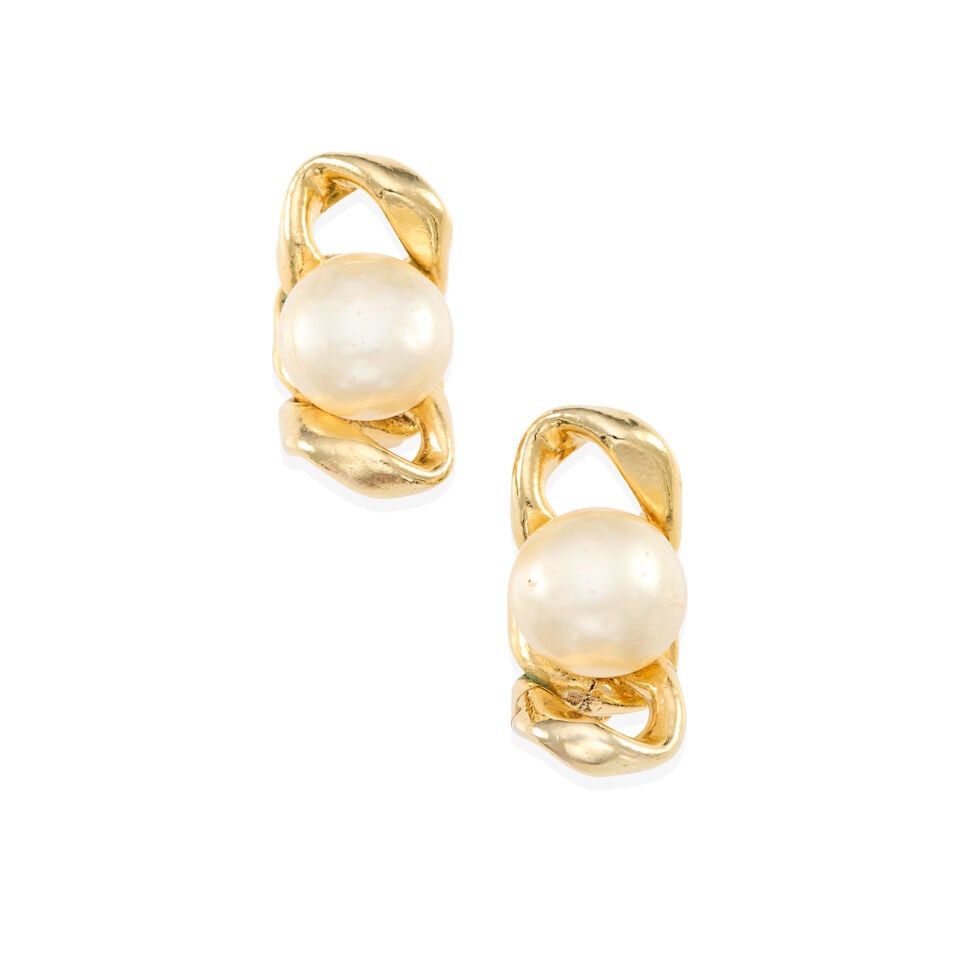CHANEL: CHAIN AND PEARL EARRINGS 1983 (1 of 1)