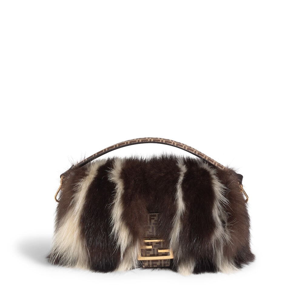 FENDI: FUR RE-EDITION BAGUETTE 2022 (1 of 2)