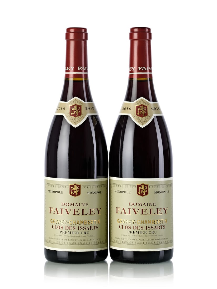 Domaine Faiveley Gevrey Chambertin Clos des Issarts Monopole, 2010 (6x 750ml): Domaine Faiveley Gevrey Chambertin Clos des Issarts Monopole, 2010 (6x 750ml) Region: Burgundy Label: 5x slightly scuffed Lot to be sold without reserve. For further information on this lot please vis