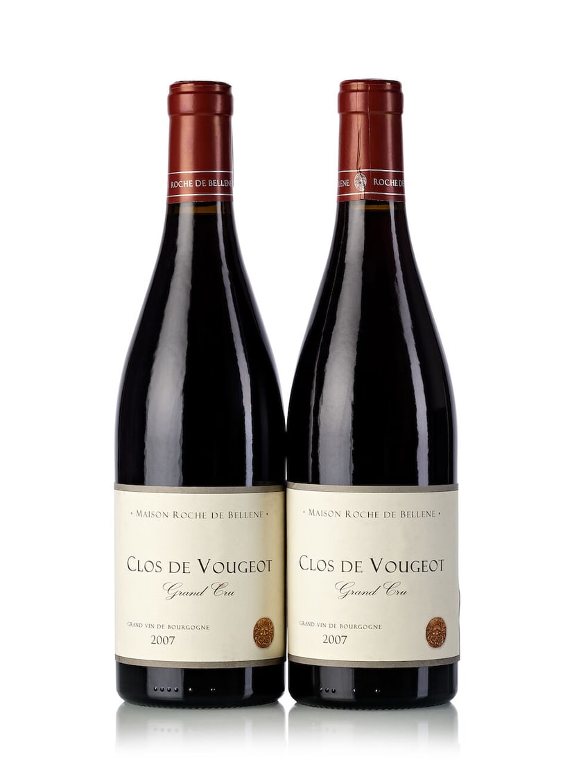 Maison Roche de Bellene Clos de Vougeot, 2007 (12x 750ml): Maison Roche de Bellene Clos de Vougeot, 2007 (12x 750ml) Region: Burgundy Label: 8x scuffed, 4x heavily scuffed, 3x slightly torn Lot to be sold without reserve. For further information on this lot p