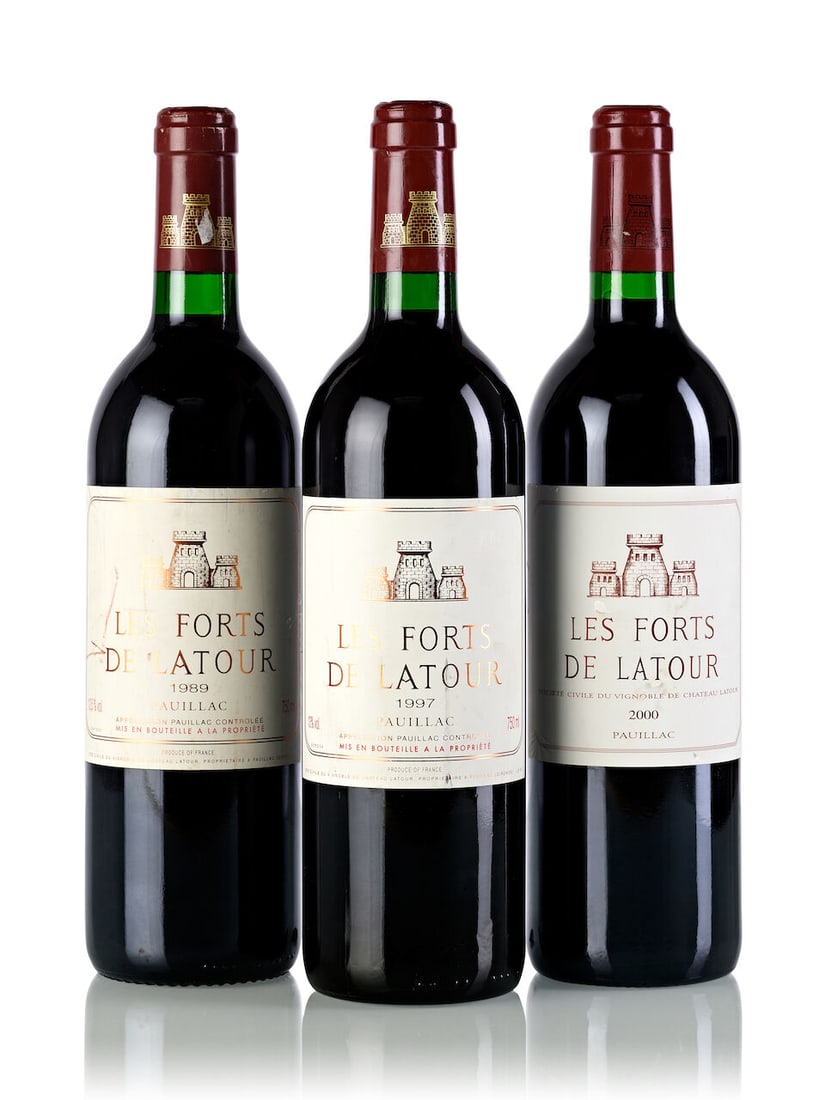Les Forts de Latour, 1989 (1x 750ml) Les Forts de Latour, 1997 (1x 750ml) Les Forts de Latour,...: Les Forts de Latour, 1989 (1x 750ml) Region: Bordeaux Fill Level: base neck Label: slightly scuffed and marked Les Forts de Latour, 1997 (1x 750ml) Region: Bordeaux Fill Level: base neck Label: